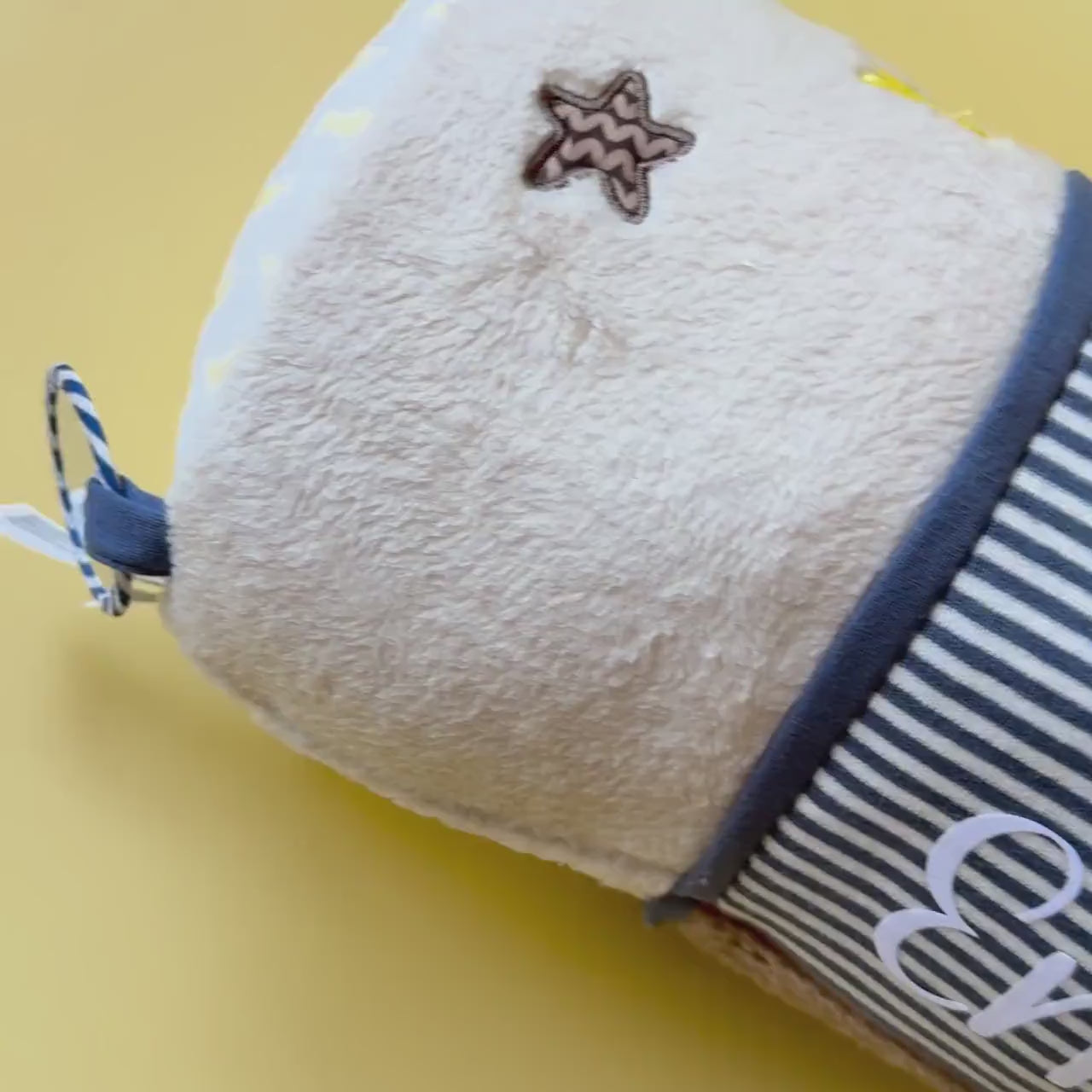 Krabbelrolle Otter Personalisiert, Krabbel-Hilfe Baby, Motorikspielzeug, Babyspielzeug, Geschenk zur Geburt, Krabbelspielzeug, Motorik Baby