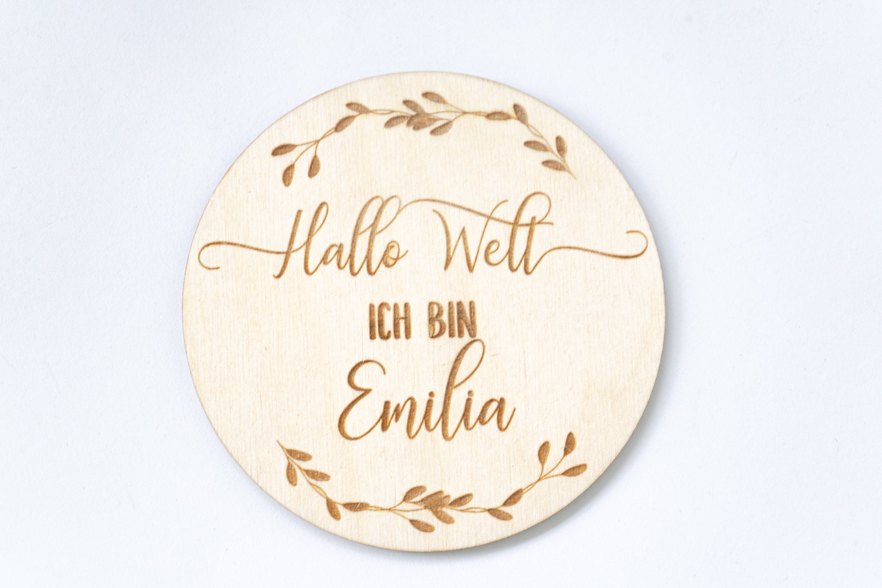 Geburtskarte Hallo Welt mit Wunschnamen Geburtstafel Geburtscheibe Geburt Geschenk Babyparty Baby Newborn Geschenkidee Holz Lasergravur