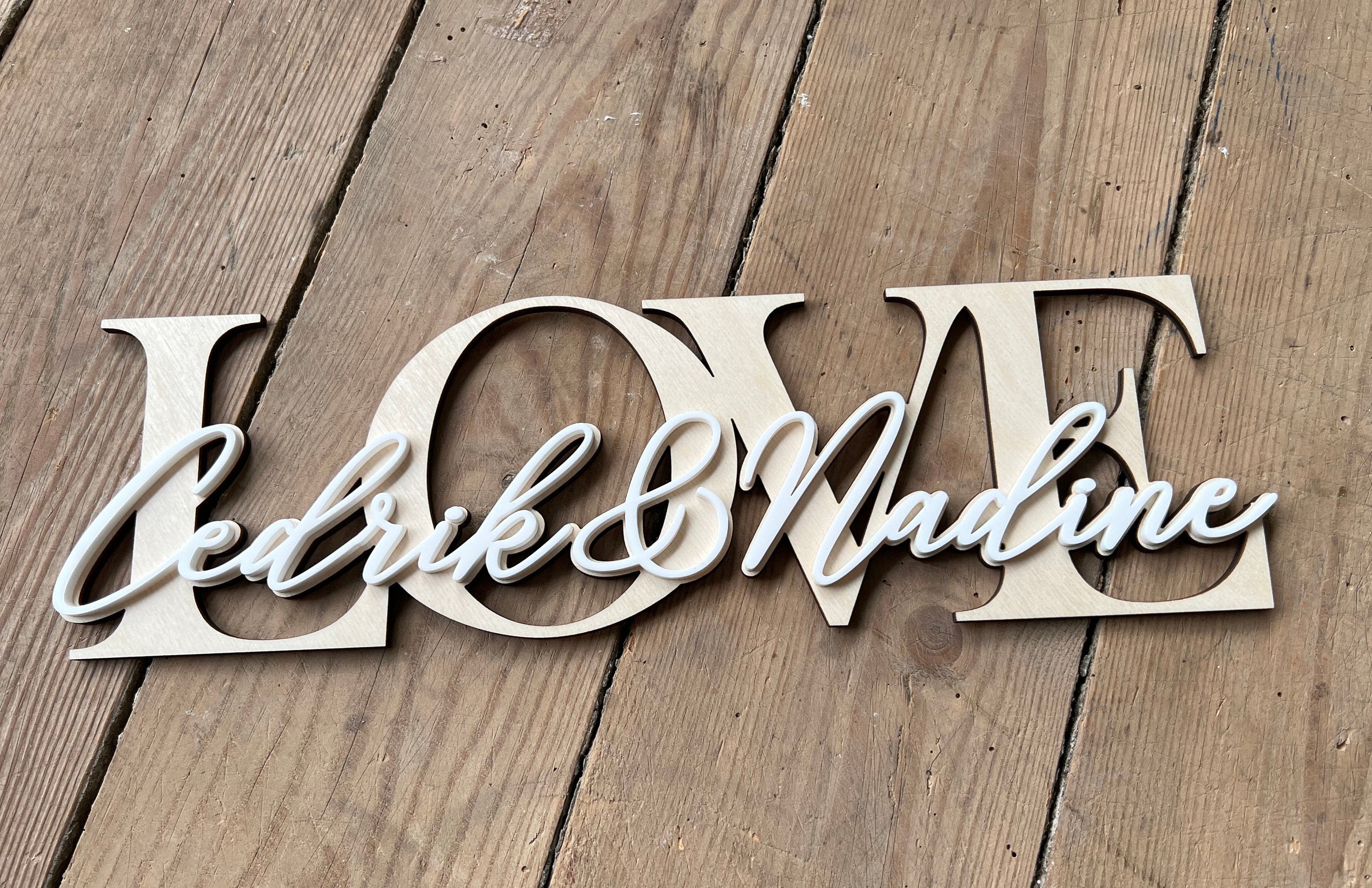 Personalisierter Schriftzug LOVE oder FAMILY mit Wunschnamen | Valentinstag Geschenk Hochzeit Hochzeitsgeschenk Weihnachtsgeschenk für paare